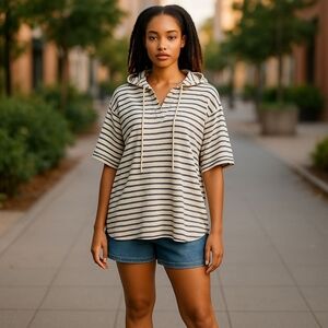 Old Navy Distressed active short sleeve Striped pullover hoodie Drawstring XL